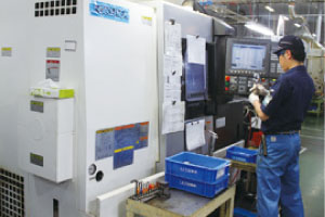 Okuma CNC lathe LB2000EX Ⅱ